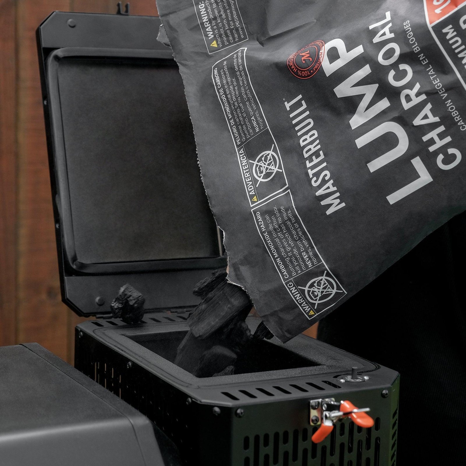 Masterbuilt 800 GravityFed BBQ with Pitmaster Pack - Image 13