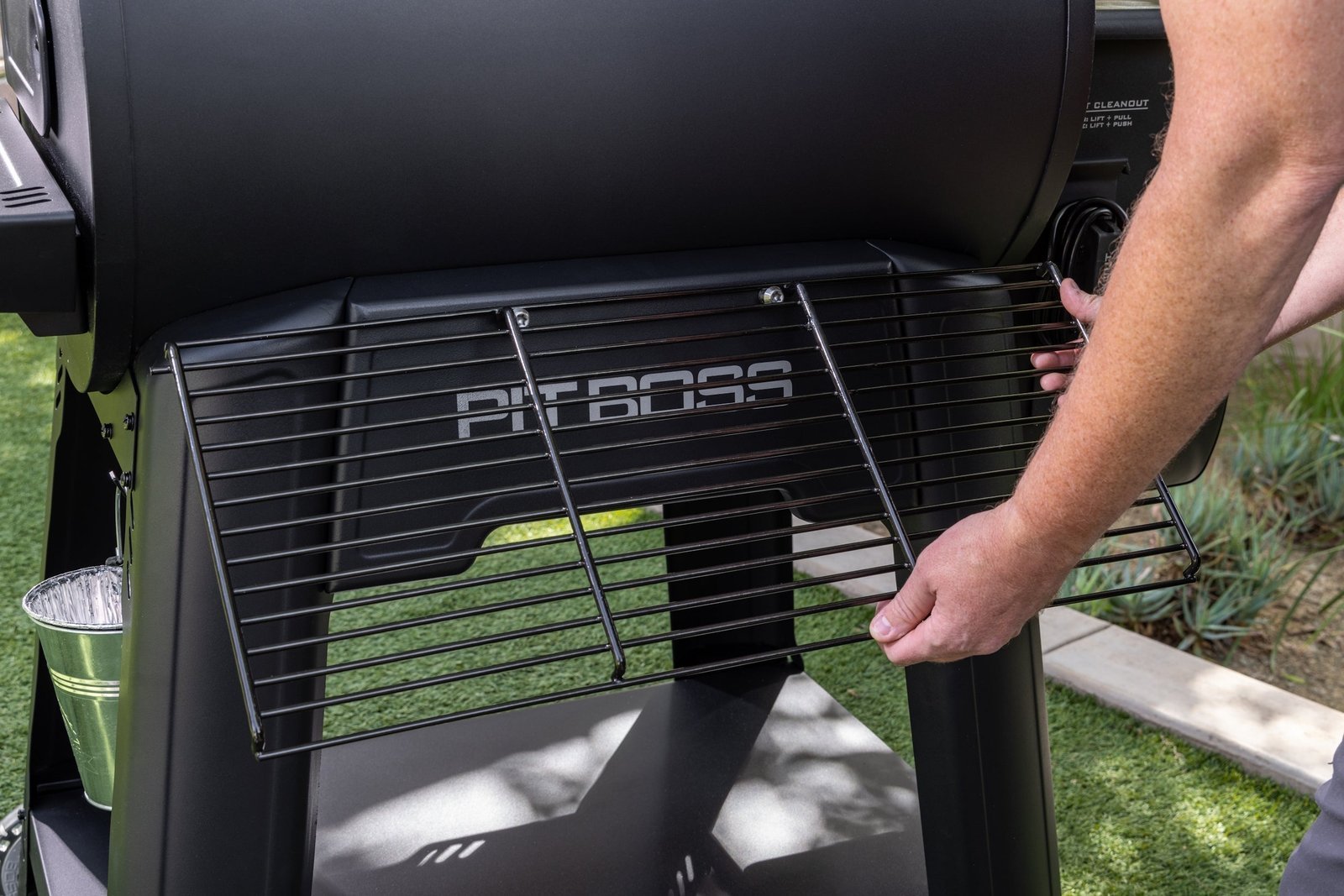Pit Boss 1250 Competition Series Wood Pellet BBQ Grill - Image 14