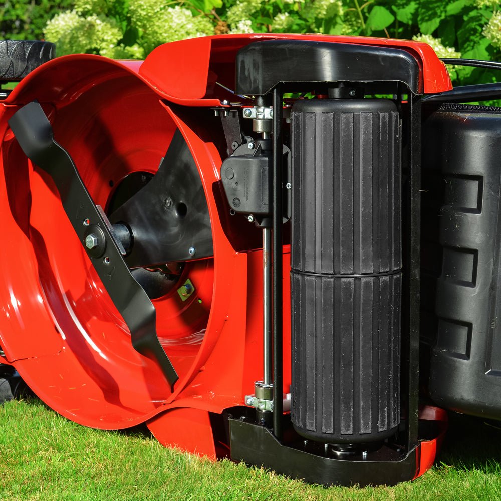 Cobra RM433SPBI 3-Speed Self-Propelled Rear Roller Petrol Lawn Mower